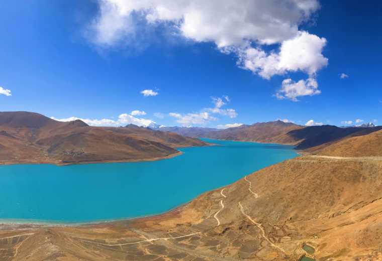 羊湖（羊卓雍錯）